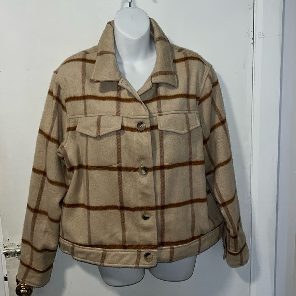 JOIE Neutral Tan and Brown Plaid Crop Shacket-L